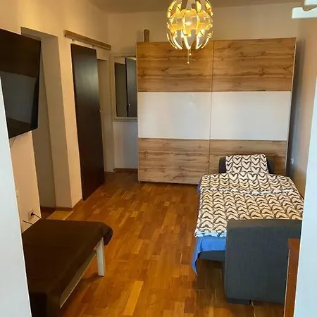 Vasmacska Apartman Apartment *
