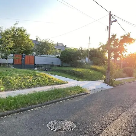 Vasmacska Apartman *